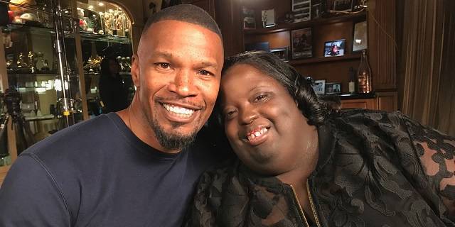 Jamie Foxxy su hermana Deondra, que tiene Síndrome de Down Jamie Foxx ysu hermana Deondra, que tiene Síndrome de Down